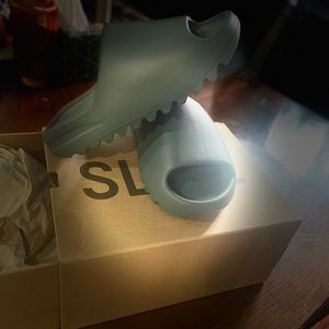 Yeezy Slides